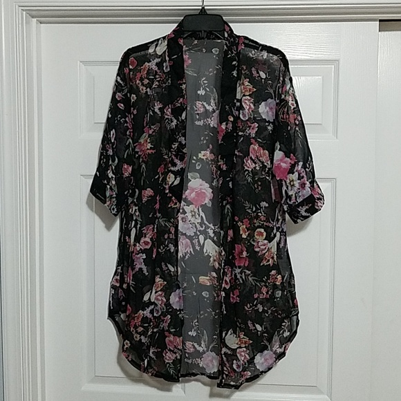 Sweaters - Floral Half Sleeve Chiffon Short Cardigan